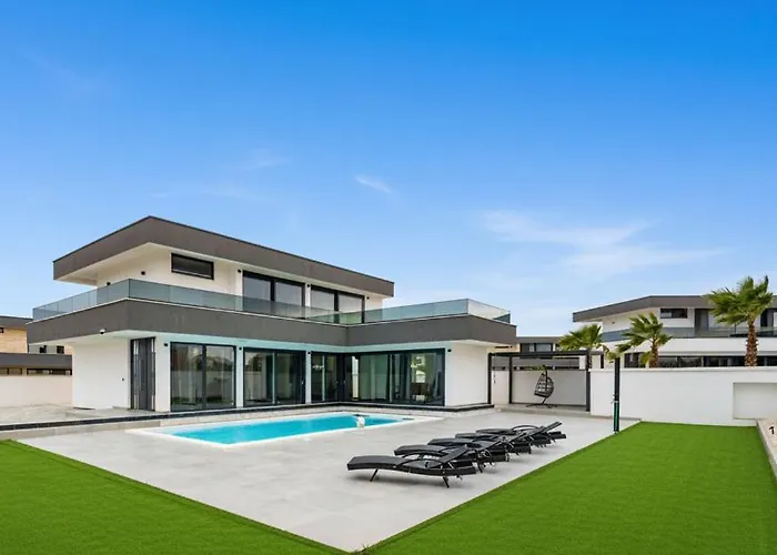Vila Bellavista Mit Privatpool Nahe Zadar Dracan