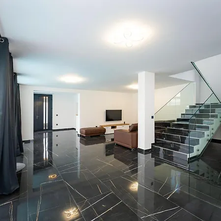 Villa Bellavista Mit Privatpool Nahe Zadar *