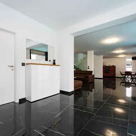 Villa Bellavista Mit Privatpool Nahe Zadar *
