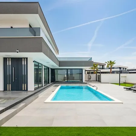 Villa Bellavista Mit Privatpool Nahe Zadar *