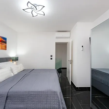 Bellavista Mit Privatpool Nahe Zadar Dracan