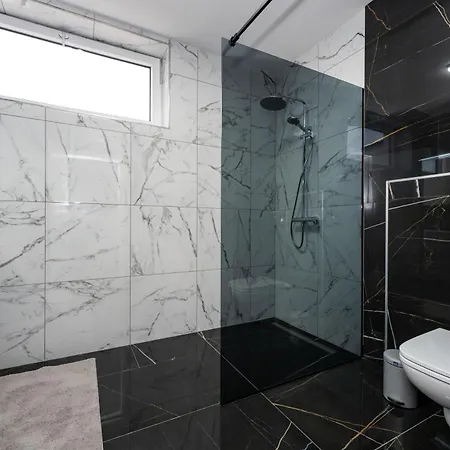 Bellavista Mit Privatpool Nahe Zadar * Dracan