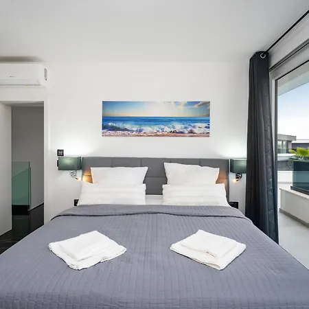 Bellavista Mit Privatpool Nahe Zadar