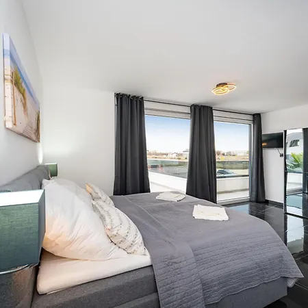 Bellavista Mit Privatpool Nahe Zadar Dracan