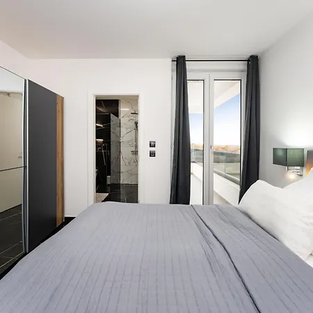 Bellavista Mit Privatpool Nahe Zadar Dracan
