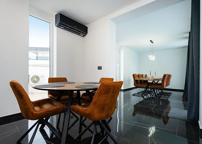 Bellavista Mit Privatpool Nahe Zadar Вилла *