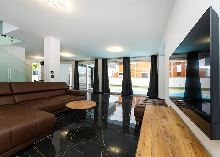 Bellavista Mit Privatpool Nahe Zadar Villa Dracan