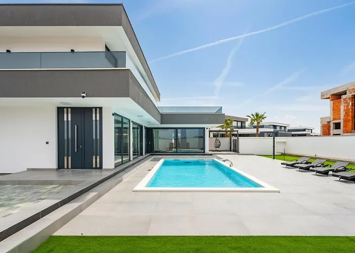 Villa Bellavista Mit Privatpool Nahe Zadar *