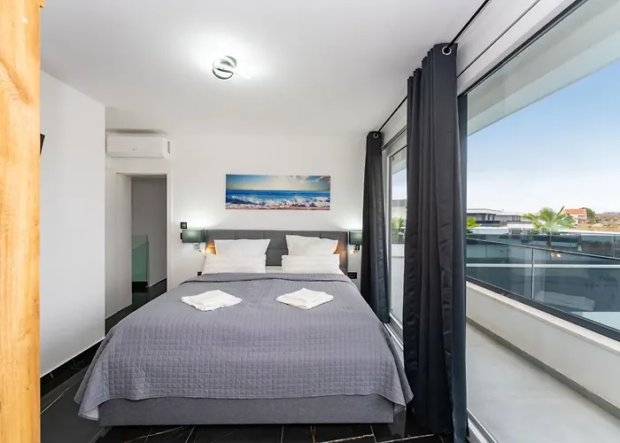 Bellavista Mit Privatpool Nahe Zadar